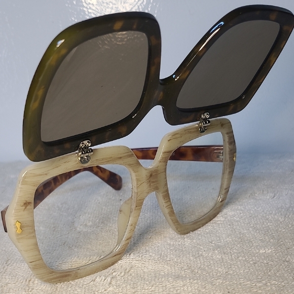 Tortoise Shell Square Sunglasses - Picture 2 of 5